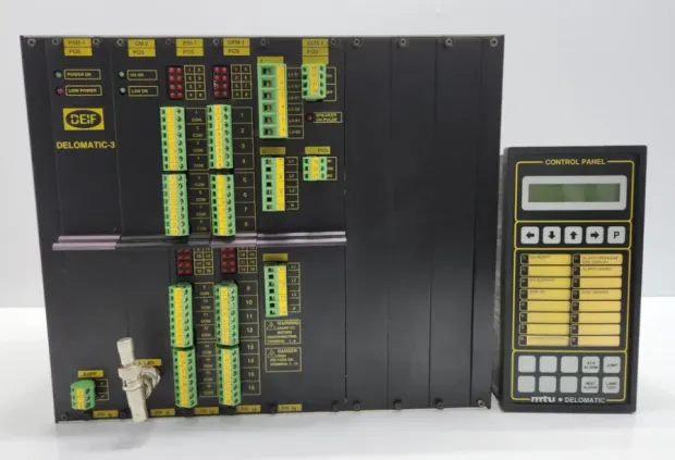 DEIF DELOMATIC-3 DGU 4 Multi-Function Control System with Control Panel 1044220050D