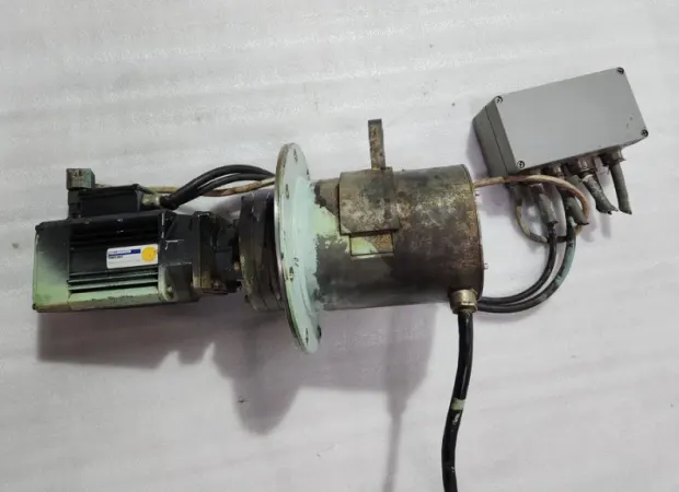 Kollmorgen Seidel Servo Motor with Sumitomo Gear XFCGS 110-87/19/11