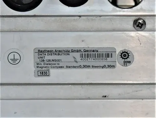 Raytheon Anschütz 138-126 NG001 Marine Data Distribution Unit (DDU)